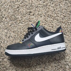 Nike Black and White Sneakers Classic Design